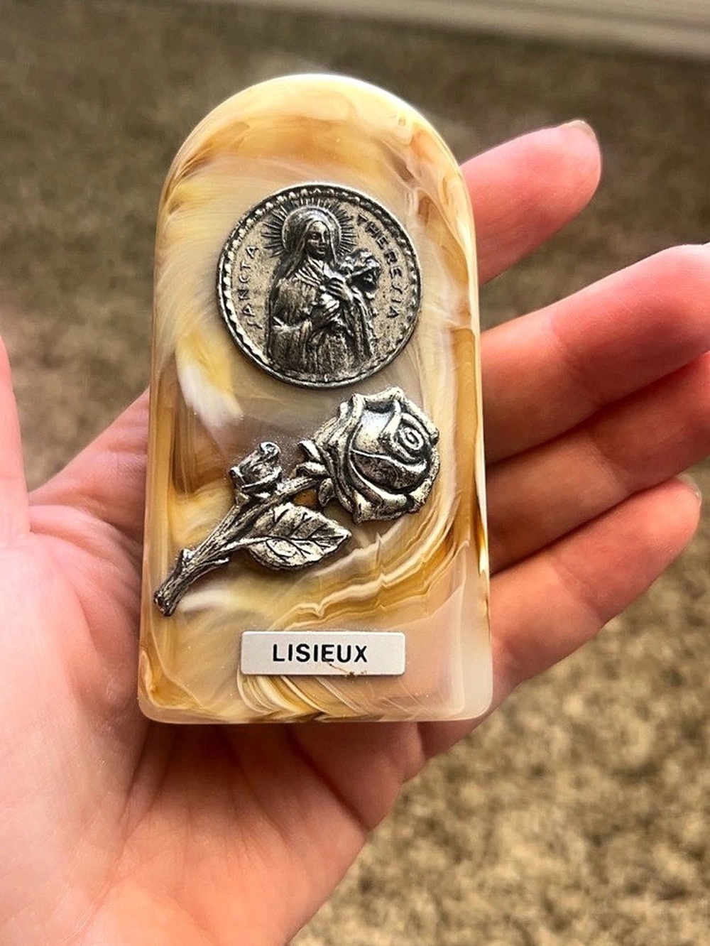 LISIEUX Agate Brooch Pin in Brown & Cream